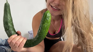 Fresh mom brought herself to a attractive climax. Humongous cucumber