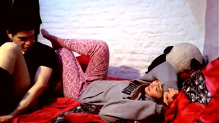Sweet teenie lovers has fun and ends in cream-pie
