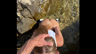 I suddenly wanted to give my BF a risky oral sex on the beach.