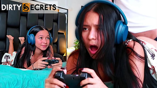 I FUCK MY STEPSISTER WHILE SHE PLAYS SEX TAPE GAMES