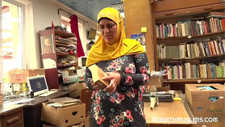 Bookstore owner mounts a happy muslim milf