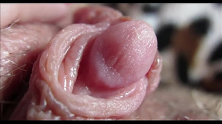 large clit cumming closeup