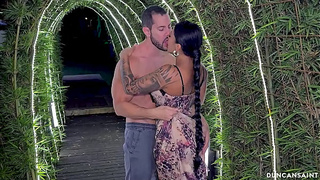 Booty eating skank hooks up on the rooftop with random lover