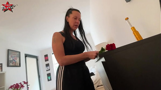 Cougar Chick Texas Patti Pleases Patrick's Meat With Her Wet Snatch!