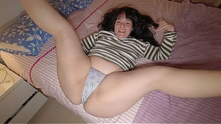 Fucking with my chubby wifey. I fuck her with her legs spread in missionary position. Jizz inside.