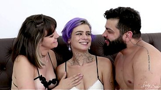 Threesome! I brought another friend along to be the lovers's "filler," my hubby drilled my little rear-end and hers deliciously.