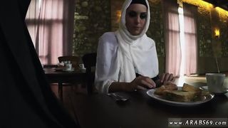 Arab couple honey moon xxx Hungry Woman Gets Food and Fuck